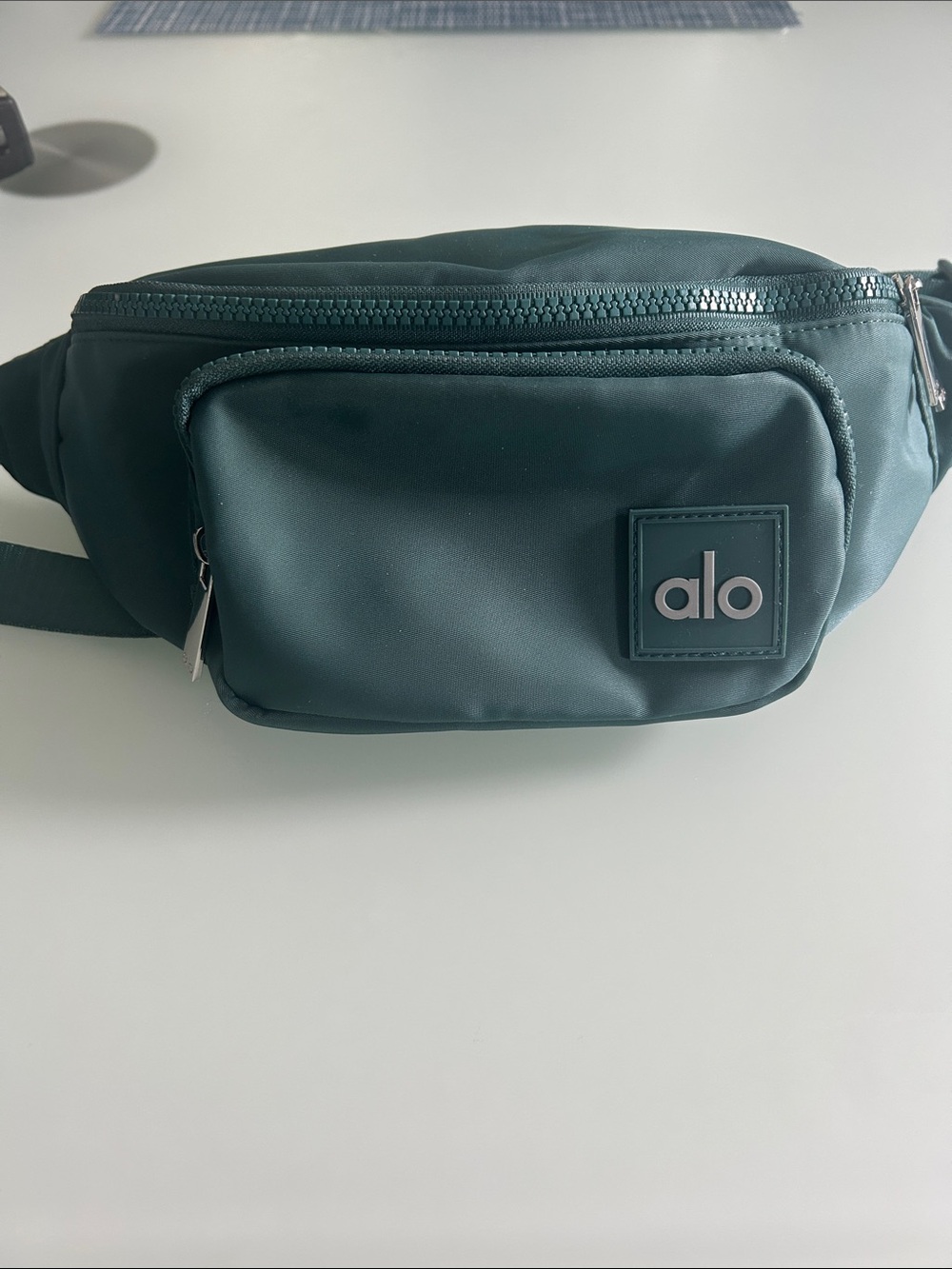 ALO Yoga Men's Teal Green Belt Bag - Front Zip Pouch
